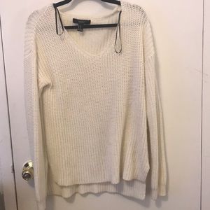 White V neck oversized sweater
